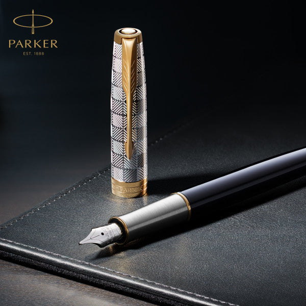 Parker Sonnet Stainless Steel and Gold Trim Fountain Pen