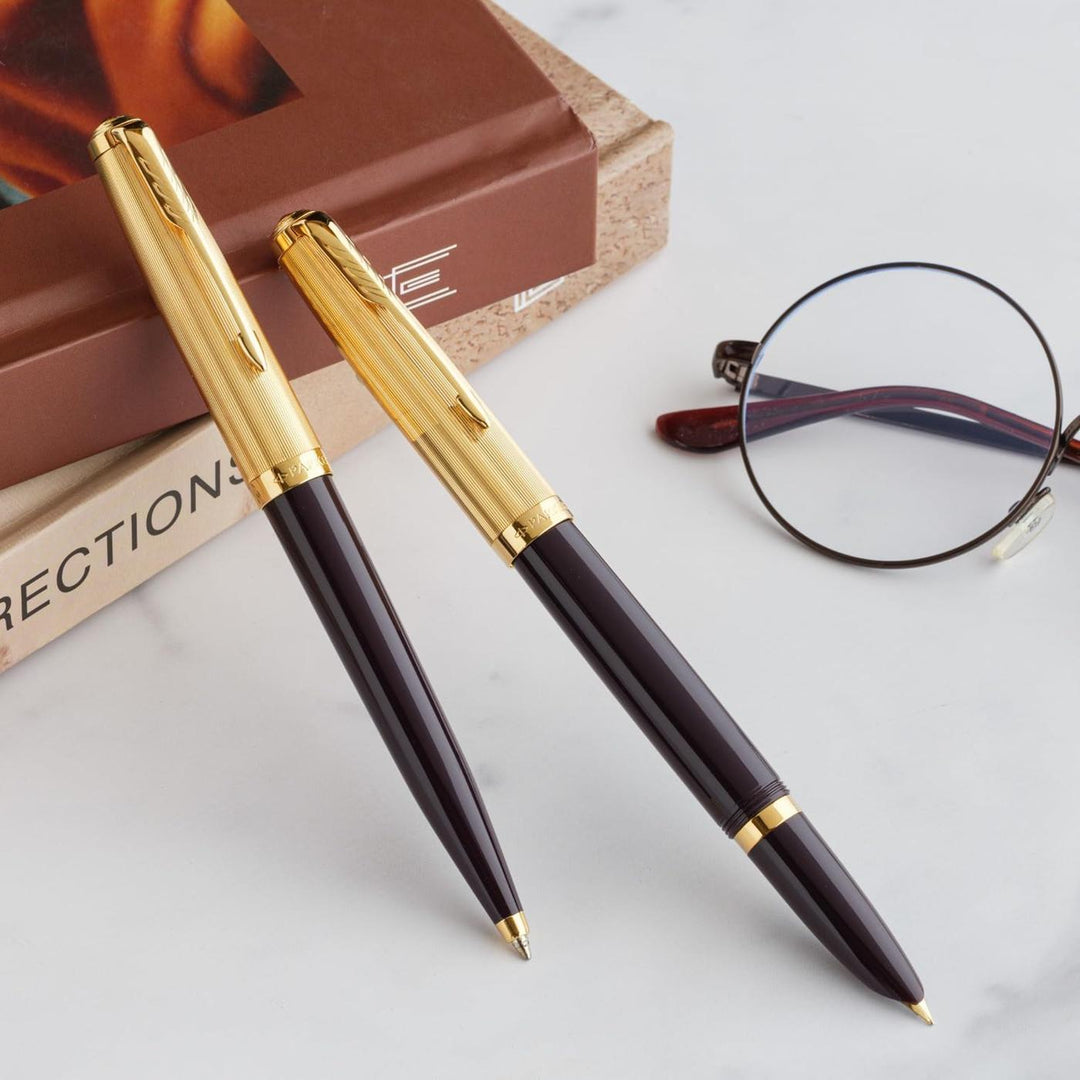 Parker 51 Deluxe Plum with Gold Trim - 18k Gold Nib Fountain Pen