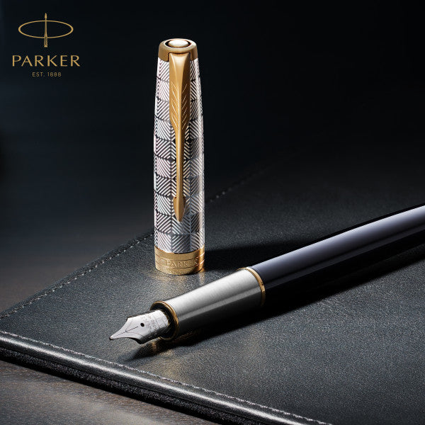 ☆PARKER SONNET 万年筆 786 Parker Sonnet Fountain Pen - Black with